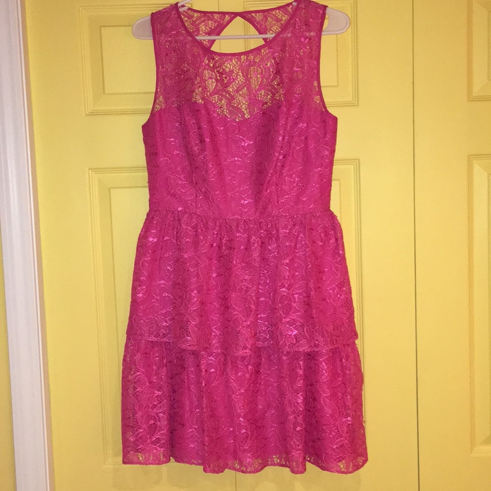 Maxandcleo semi-formal Lace Dress.